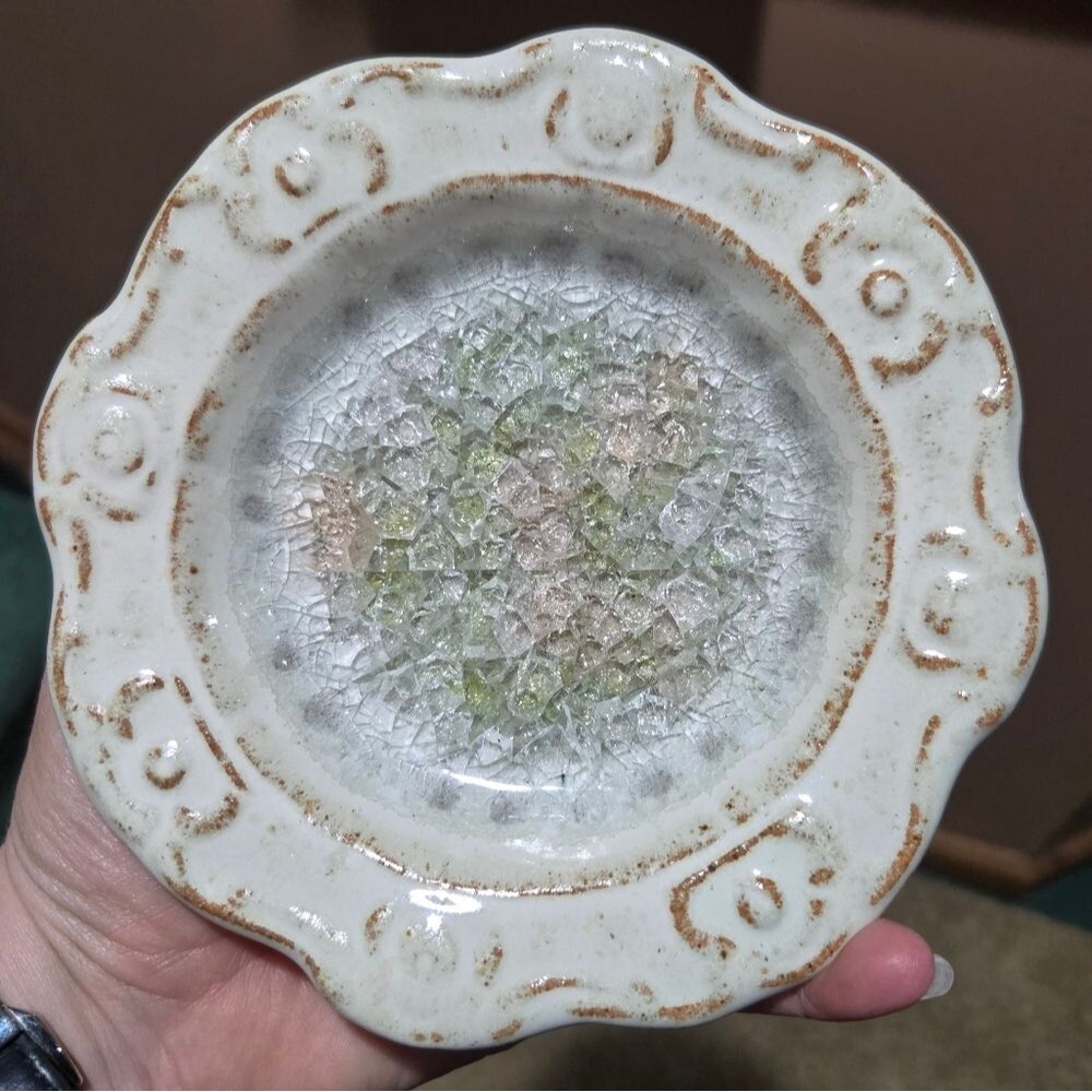 Decorative Ceramic Plate with Textured Cracked Glass Center